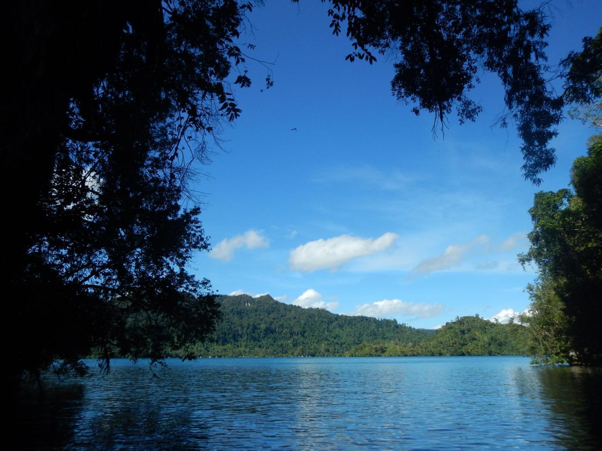 Raja Ampat Blue Sea Villa Besir Dış mekan fotoğraf