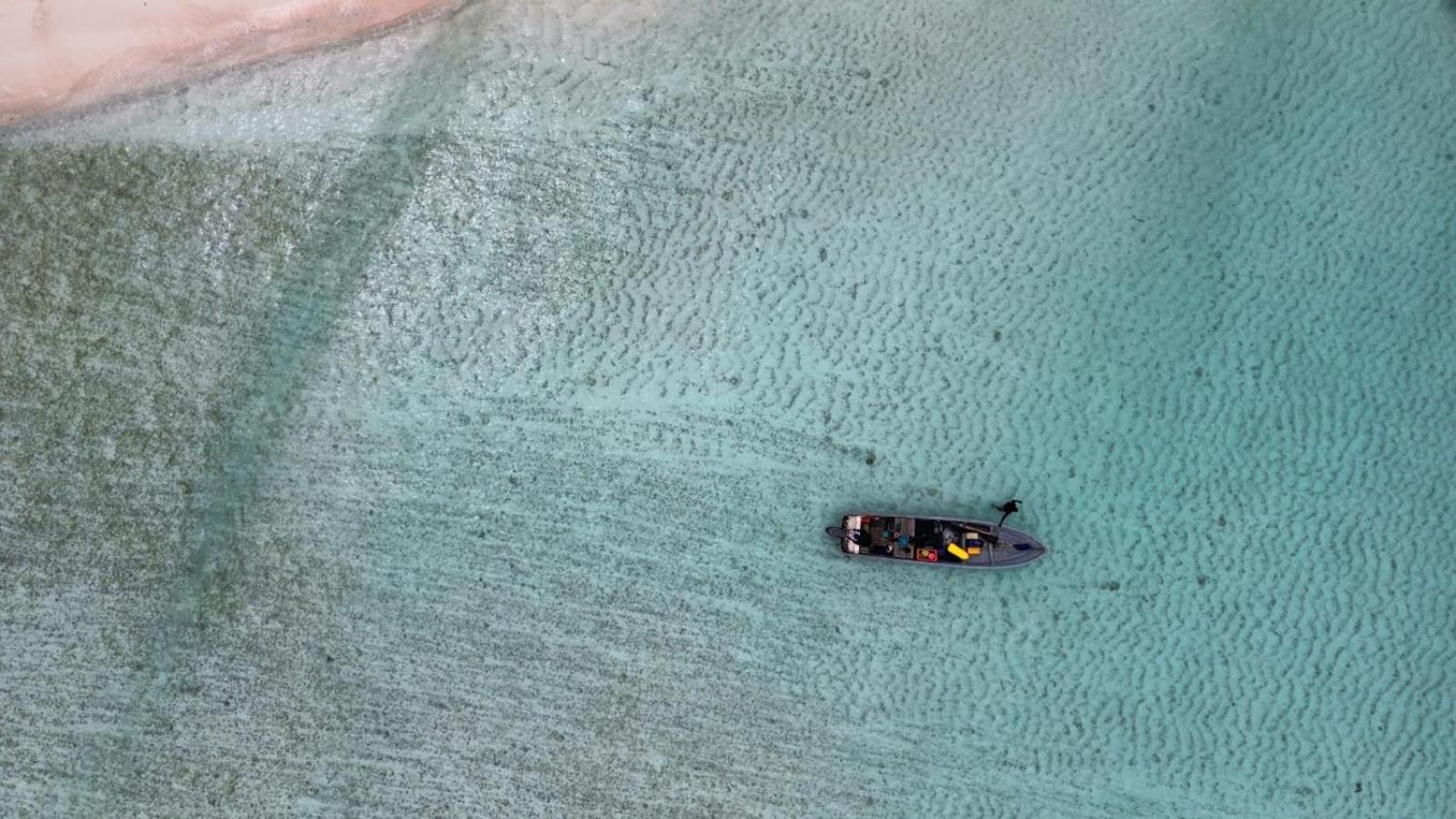 Raja Ampat Blue Sea Villa Besir Dış mekan fotoğraf