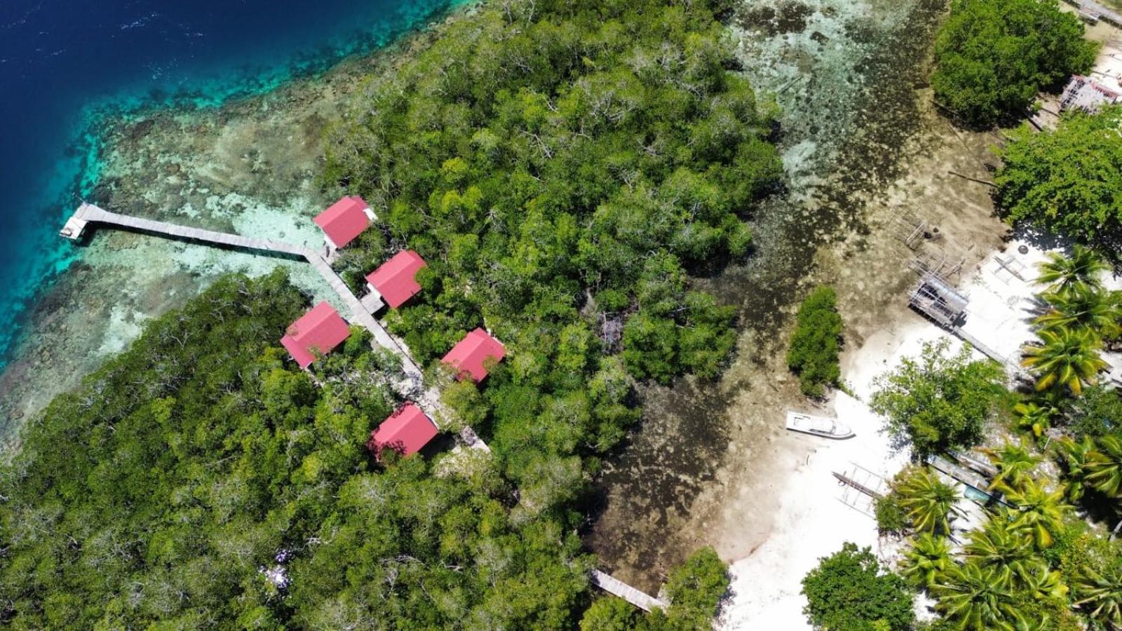 Raja Ampat Blue Sea Villa Besir Dış mekan fotoğraf